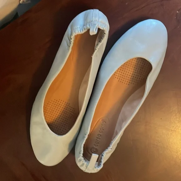 Corso Como comfy leather, powder blue flats. Size 8 - Picture 4 of 4